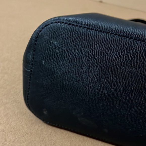 Michael Kors Small Leather Tote - Picture 5 of 10